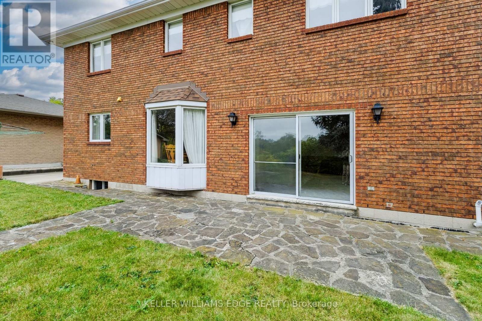 54 Monte Drive, Hamilton, ON