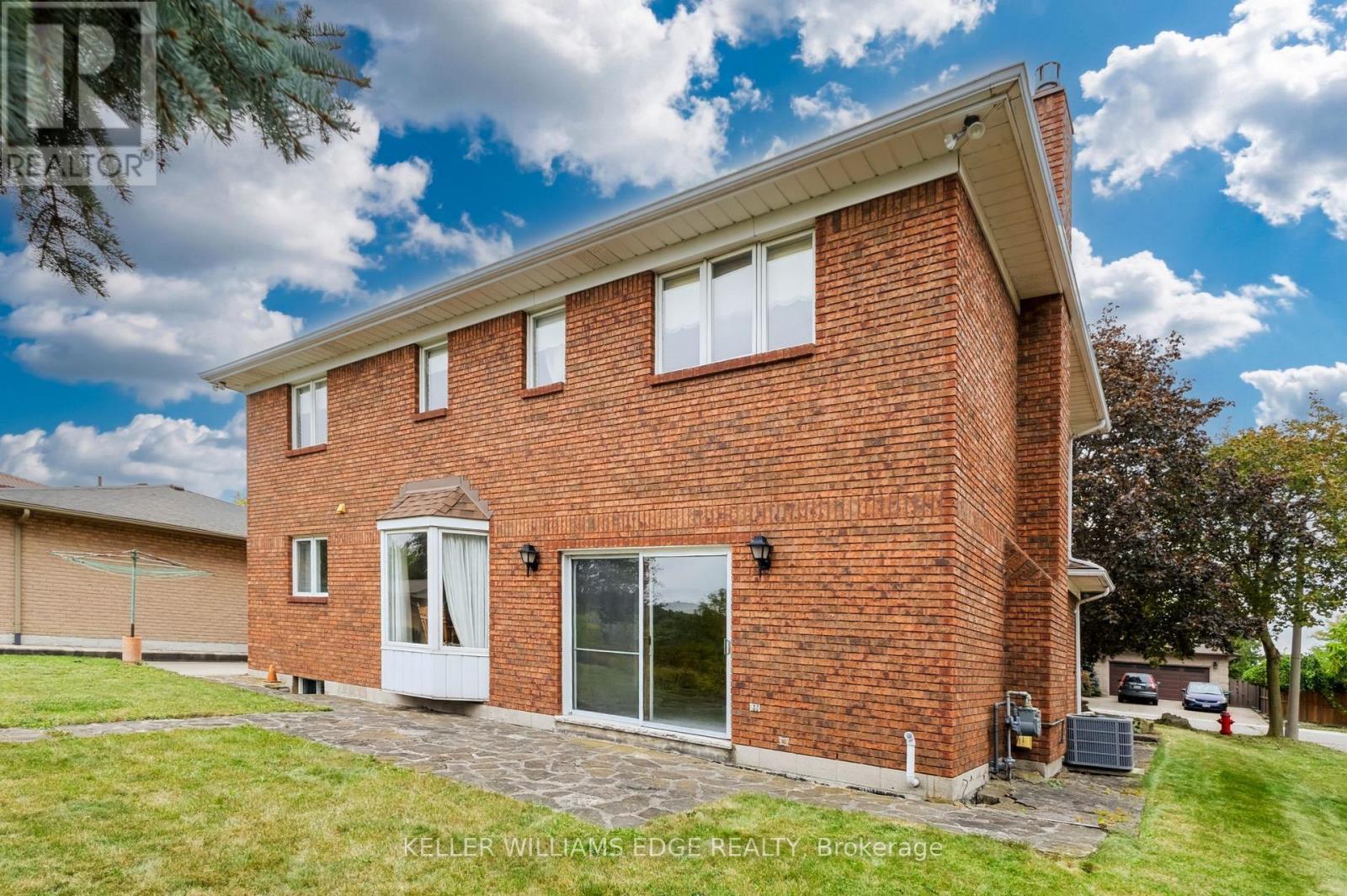 54 Monte Drive, Hamilton, ON
