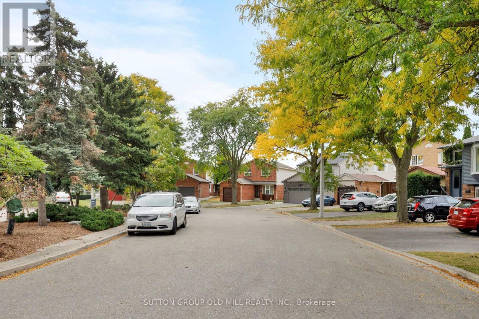 6364 Plowmans Heath, Mississauga, ON