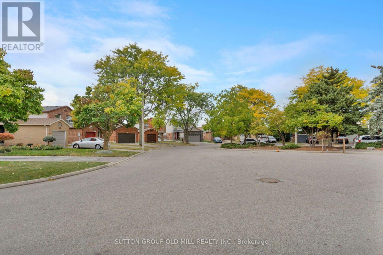 6364 Plowmans Heath, Mississauga, ON