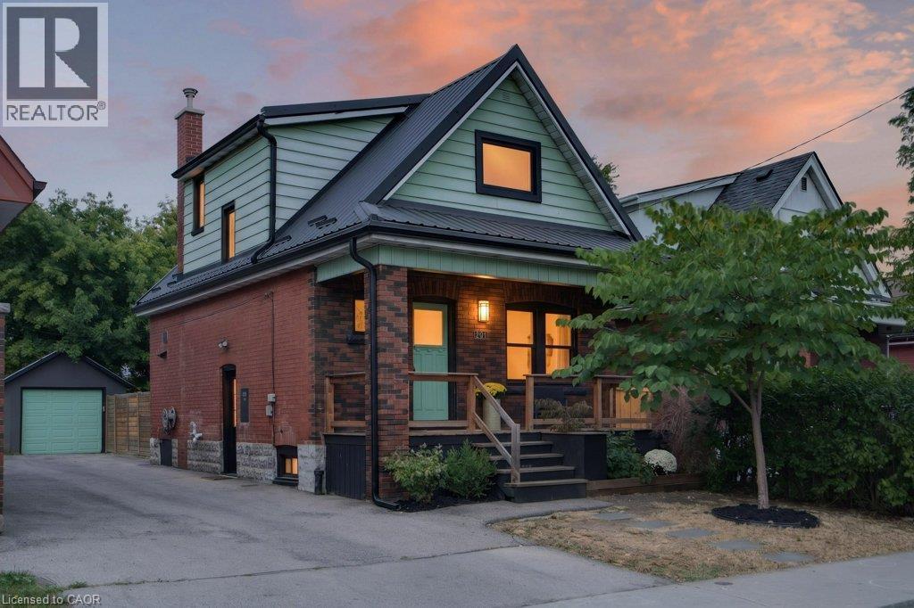 101 Cope Street, Hamilton, ON
