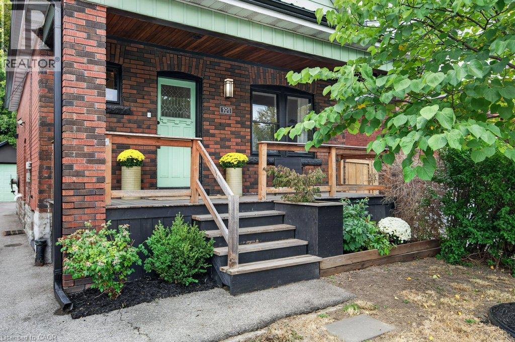 101 Cope Street, Hamilton, ON
