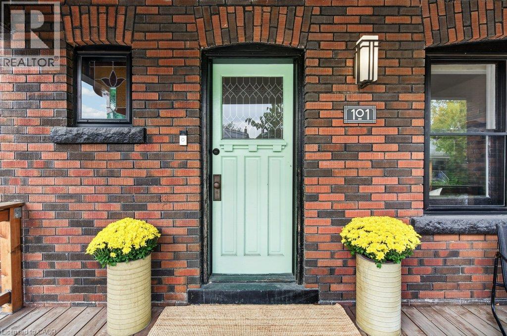 101 Cope Street, Hamilton, ON