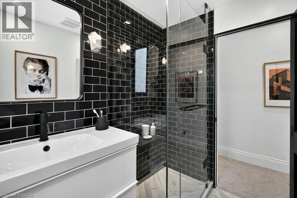 101 Cope Street, Hamilton, ON