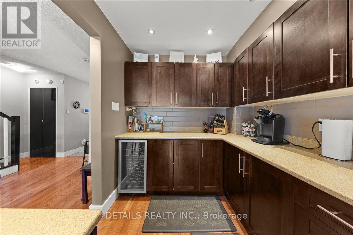 156 Birch Hill Private, Ottawa, ON