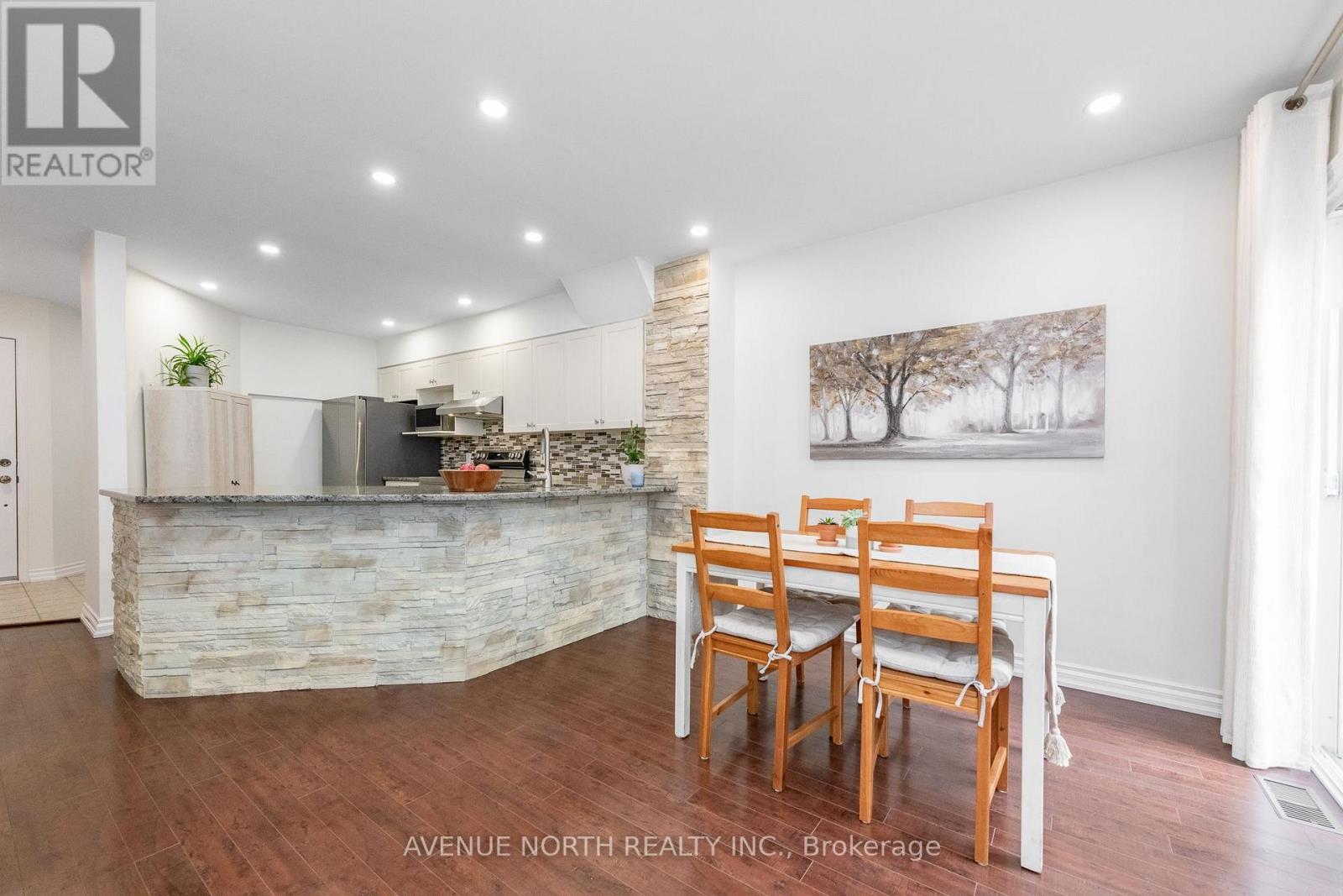 89 Silverlace Private, Ottawa, ON