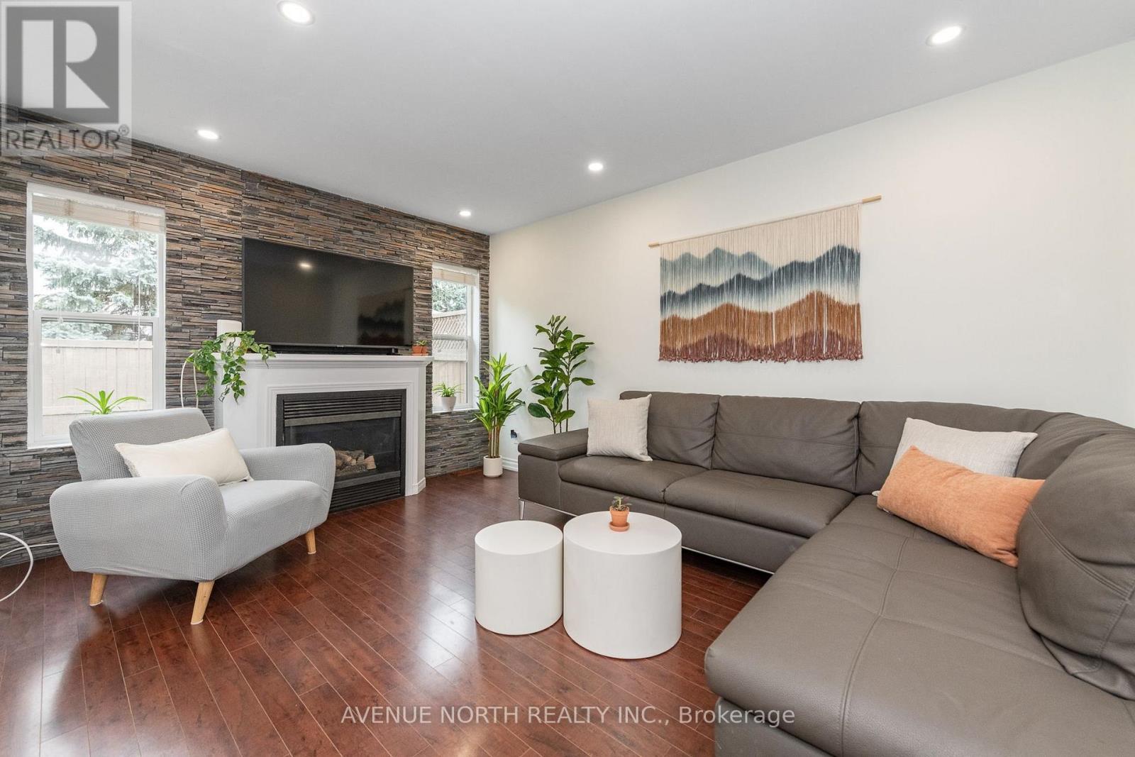 89 Silverlace Private, Ottawa, ON