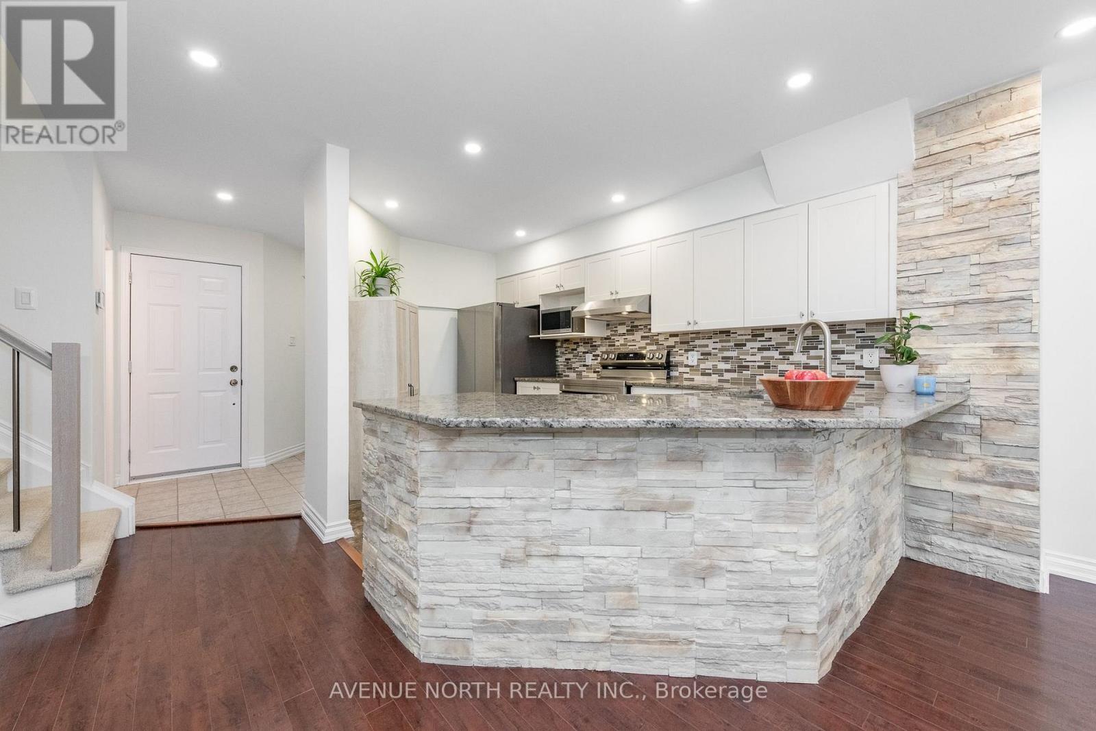 89 Silverlace Private, Ottawa, ON