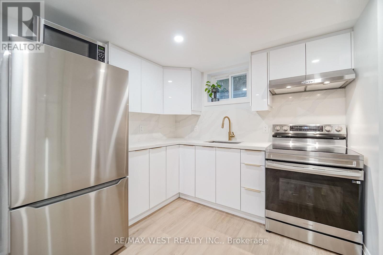 765 Dodsworth Crescent, Mississauga, ON