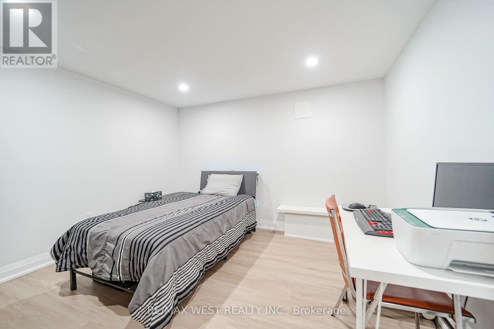 765 Dodsworth Crescent, Mississauga, ON