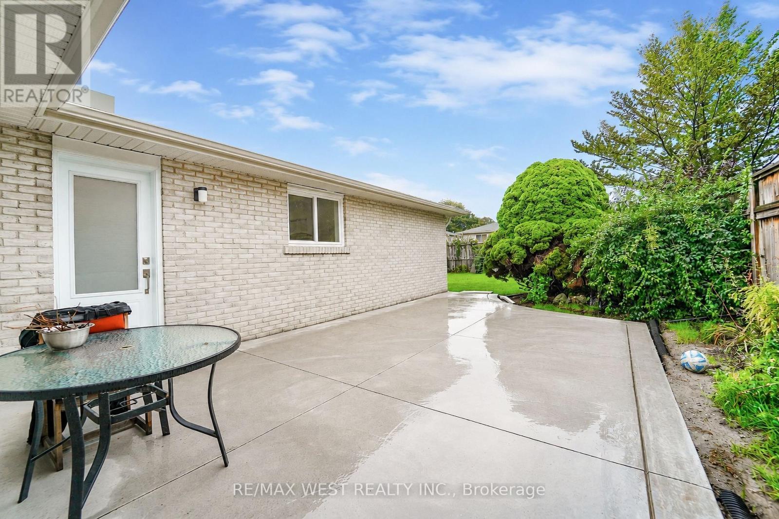 765 Dodsworth Crescent, Mississauga, ON