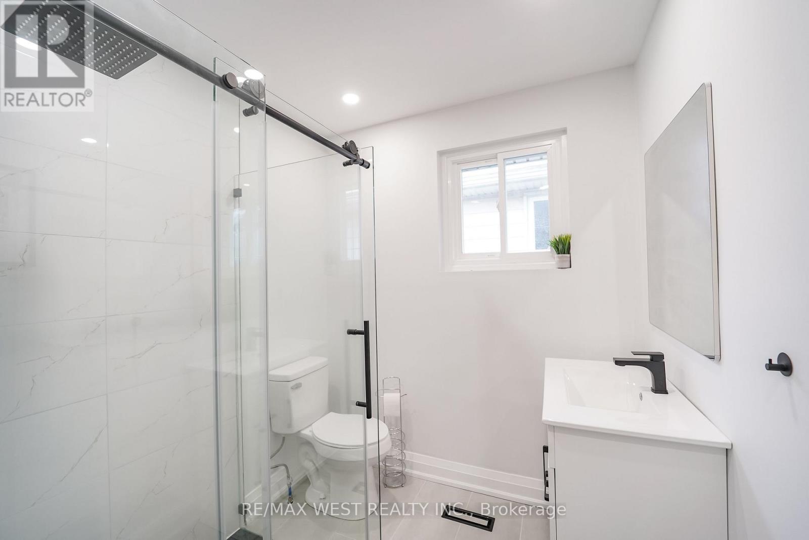 765 Dodsworth Crescent, Mississauga, ON