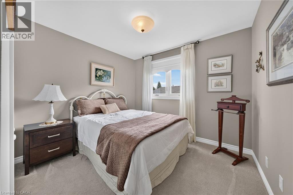 5294 Bromley Road, Burlington, ON