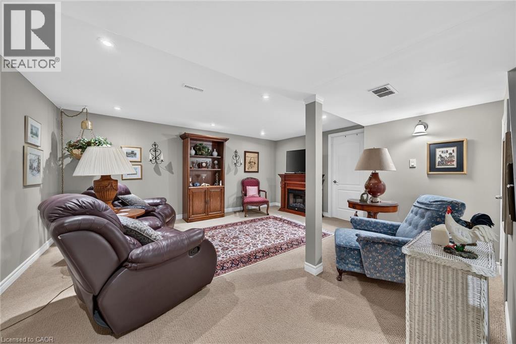 5294 Bromley Road, Burlington, ON