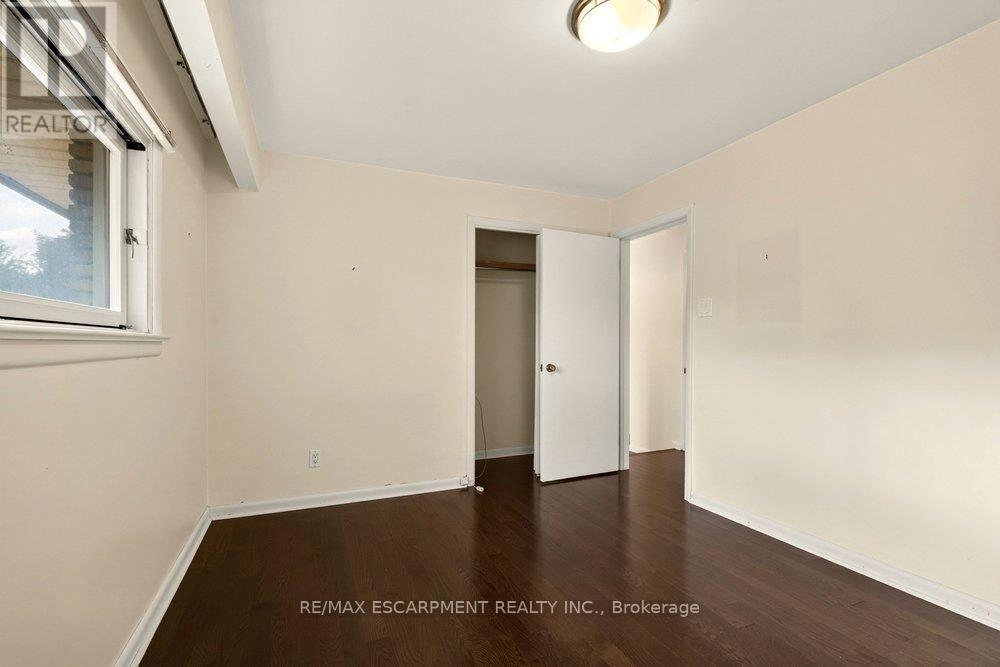 970 Danforth Avenue, Burlington, ON
