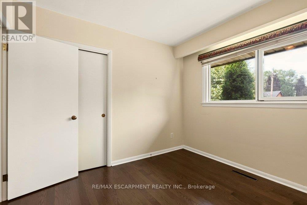 970 Danforth Avenue, Burlington, ON
