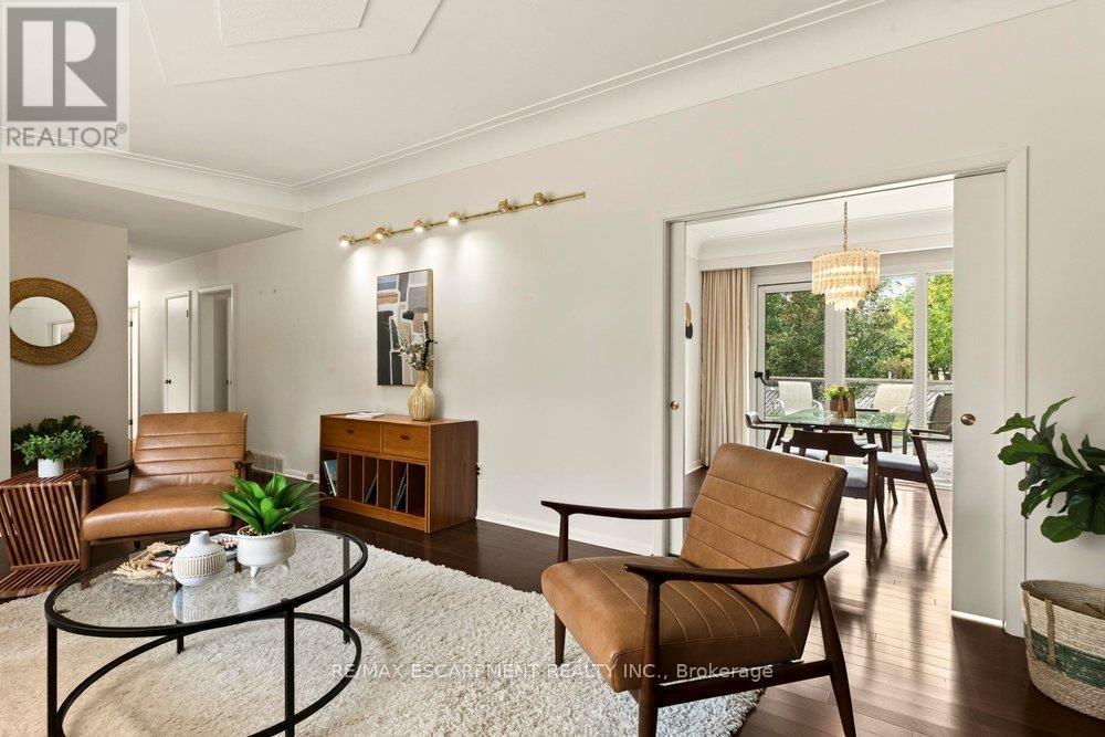 970 Danforth Avenue, Burlington, ON