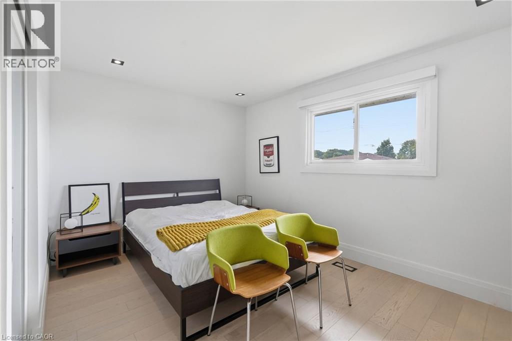 9 Donlea Drive, Hamilton, ON