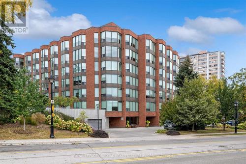 404 - 2121 LAKESHORE ROAD  Burlington, ON L7R 1C9