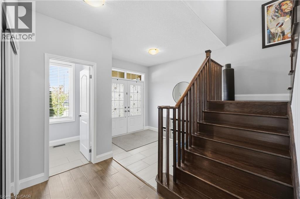 47 Larry Crescent, Caledonia, ON