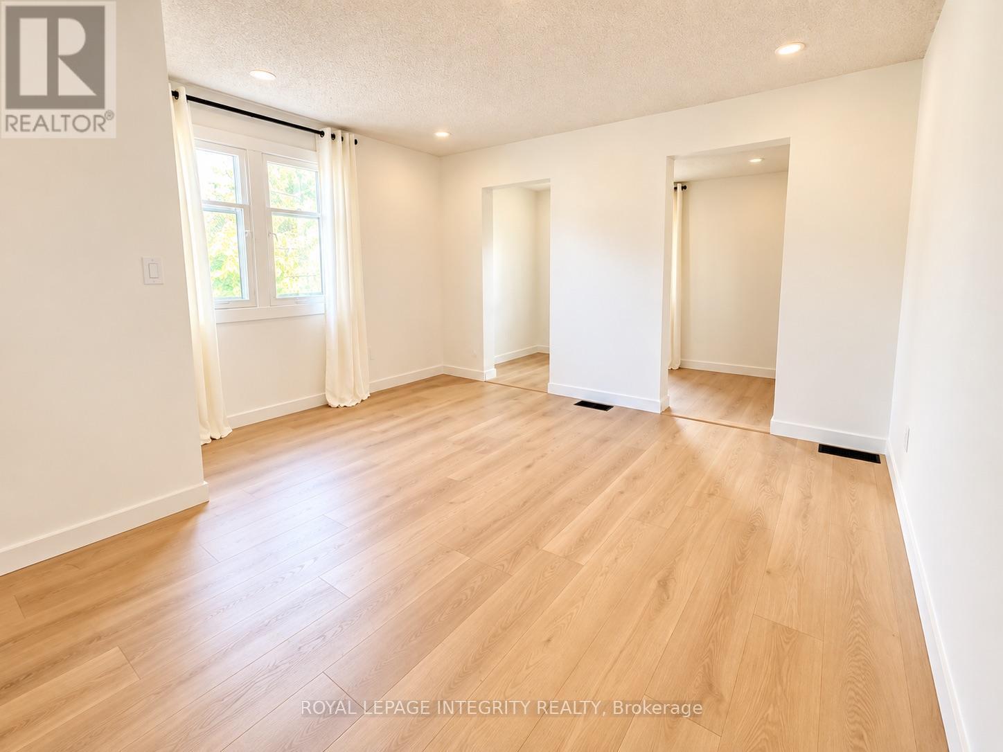 920 Gladstone Avenue, Ottawa, ON