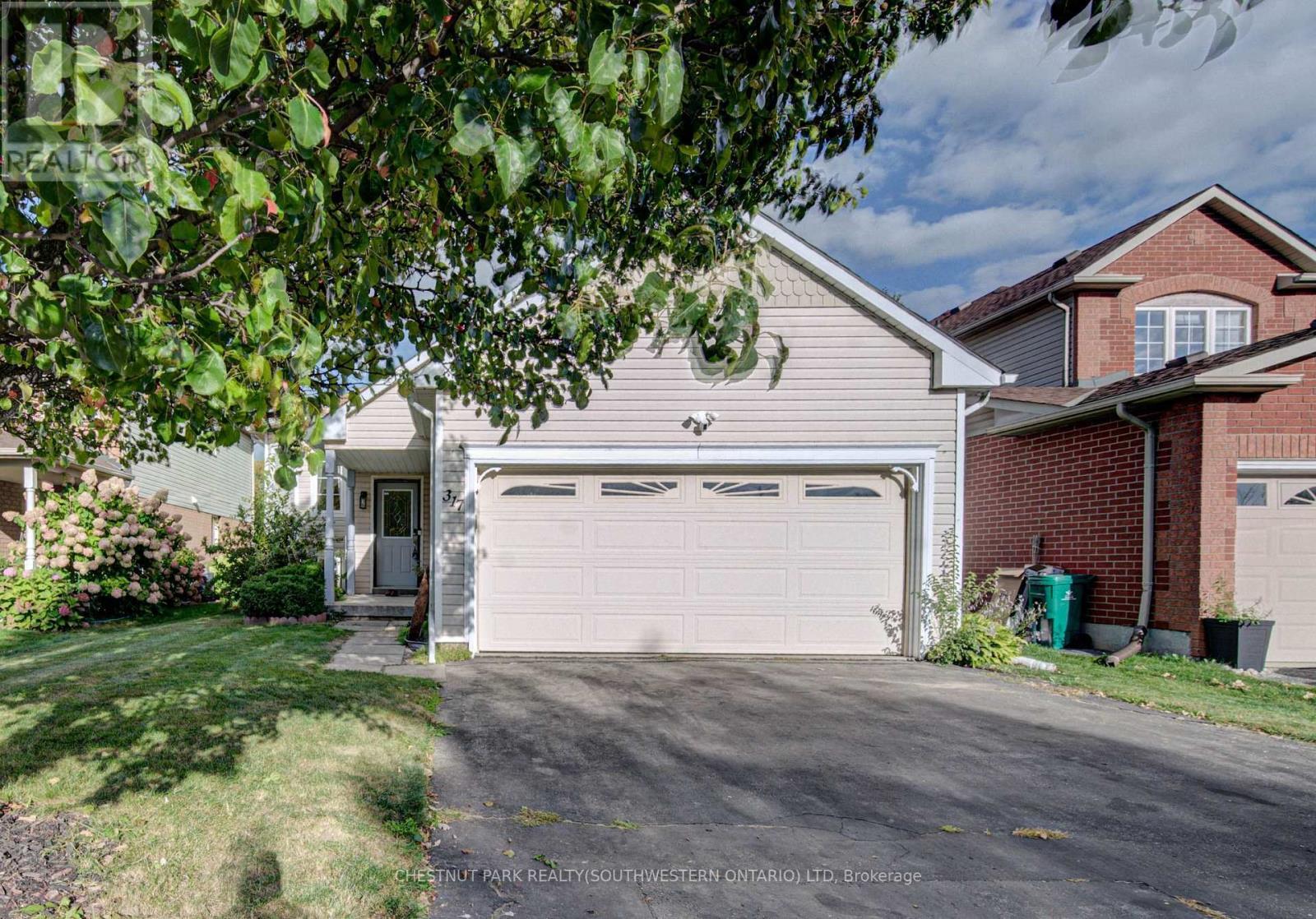317 Christopher Drive, Cambridge, ON