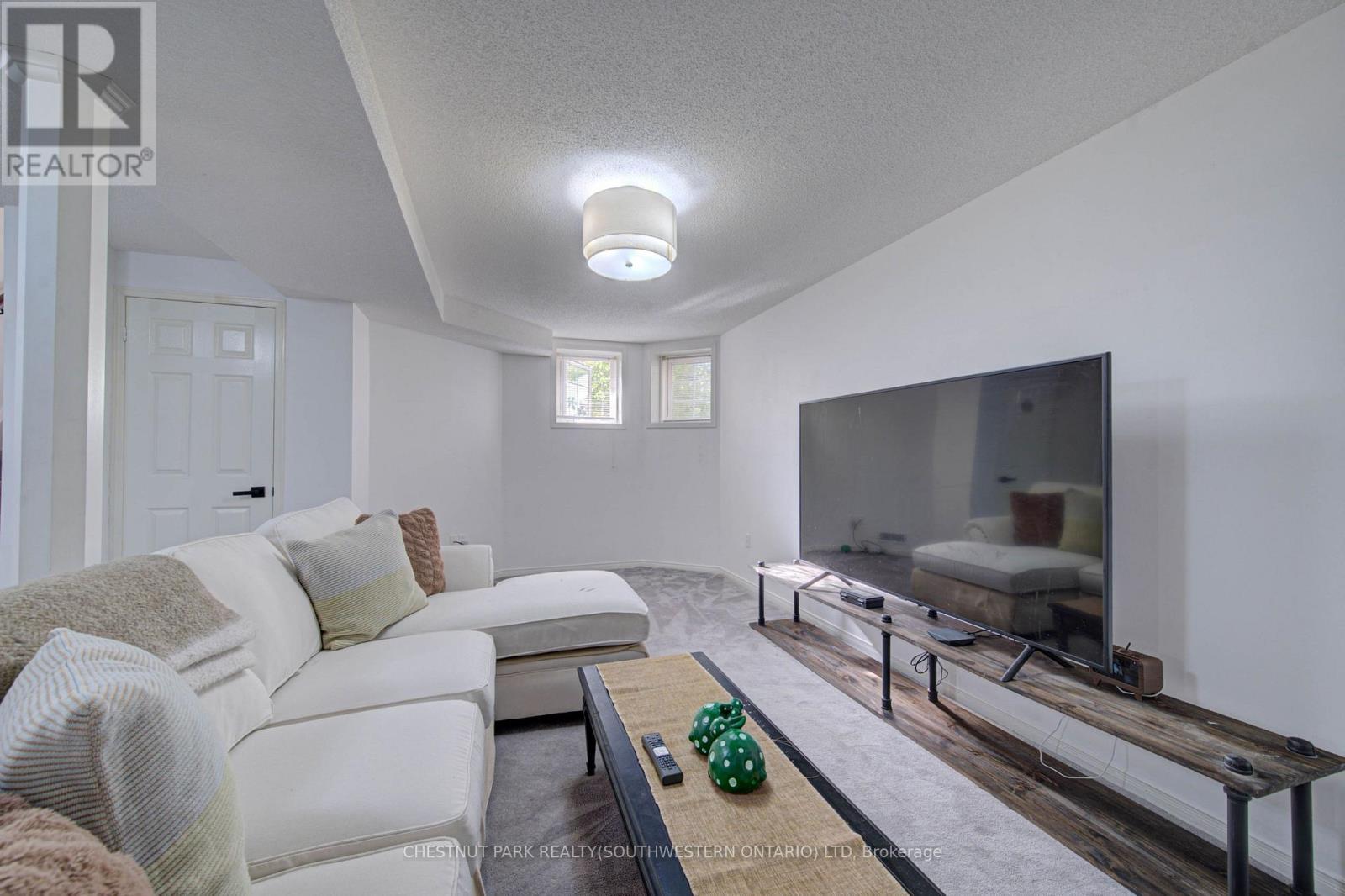 317 Christopher Drive, Cambridge, ON