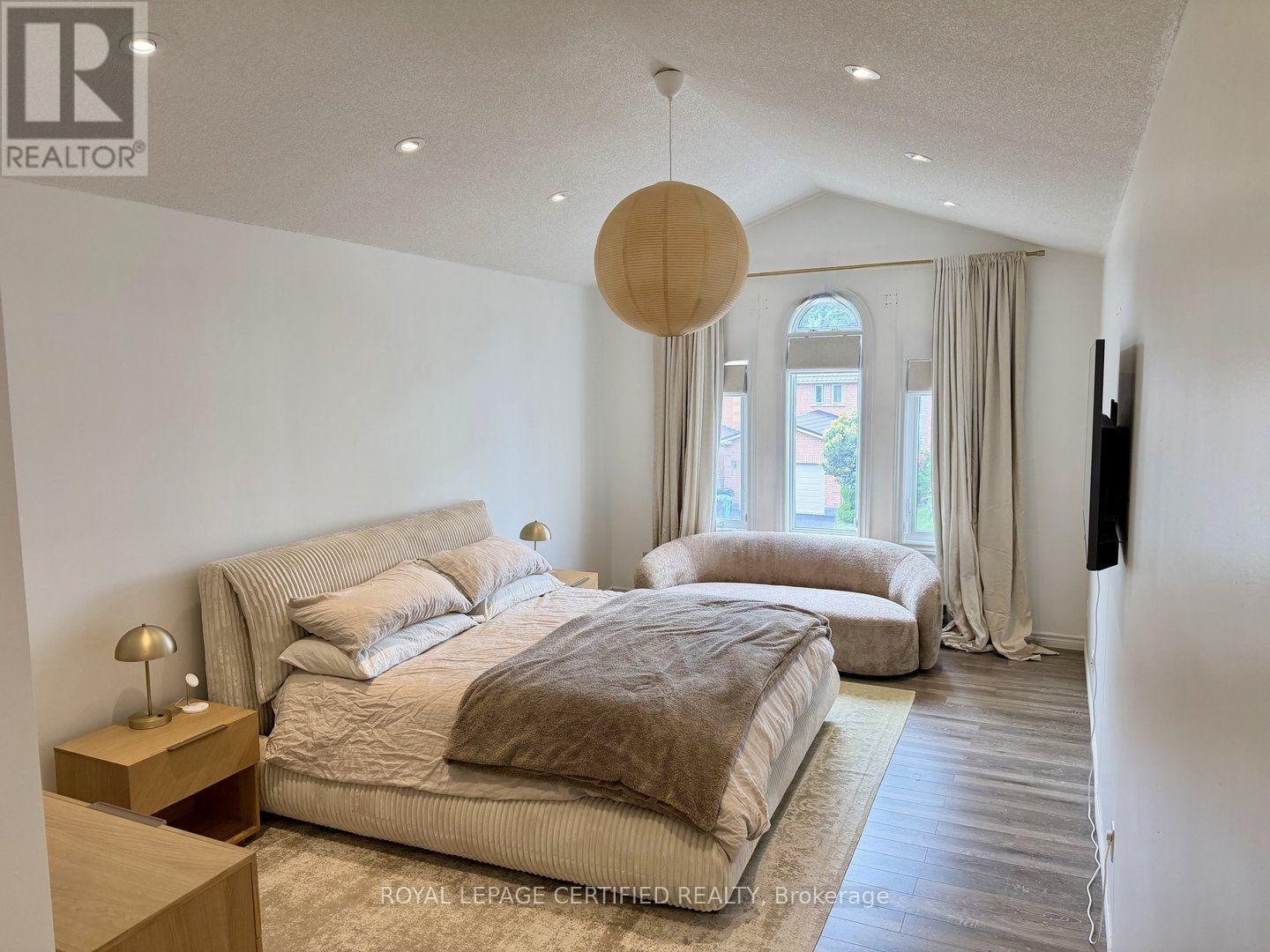 5967 Cherrywood Place, Mississauga, ON
