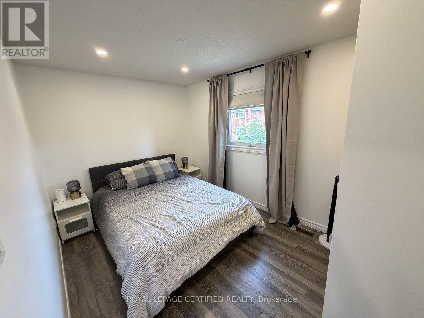 5967 Cherrywood Place, Mississauga, ON
