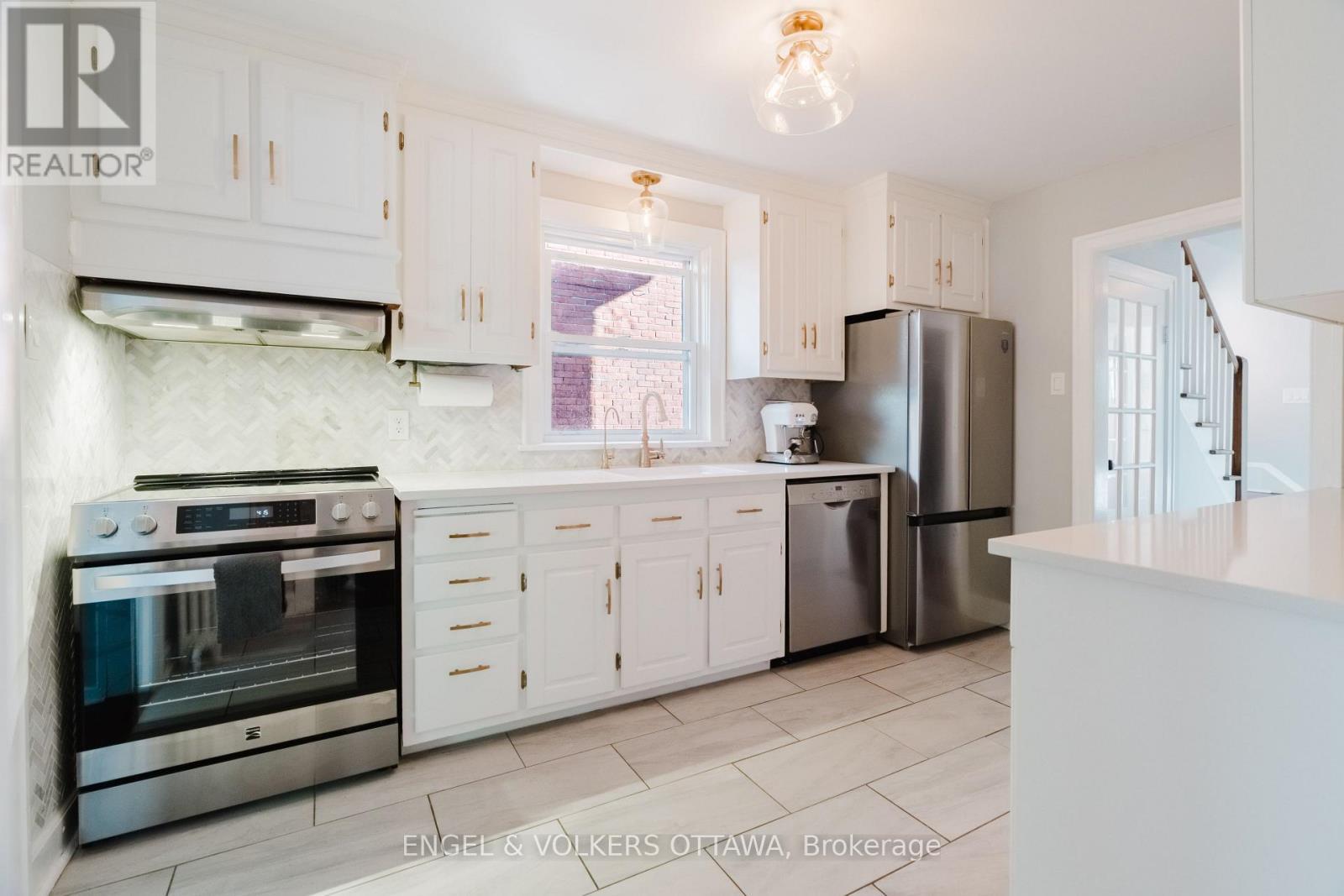 198 Stanley Avenue, Ottawa, ON