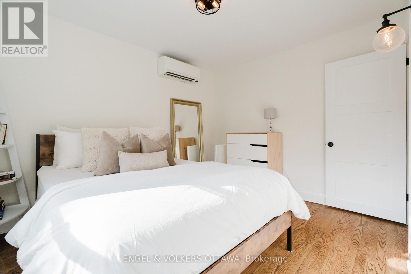 198 Stanley Avenue, Ottawa, ON
