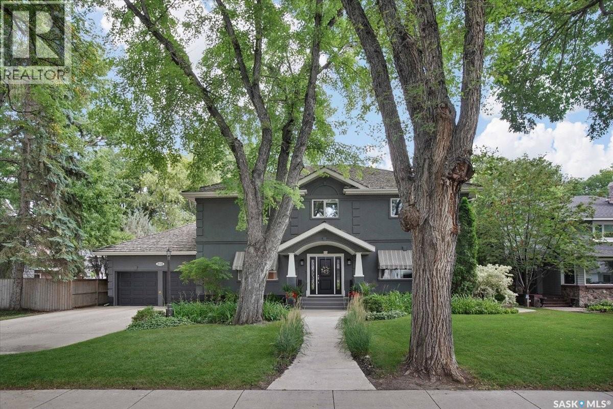 310 Saskatchewan Crescent W, Saskatoon, SK