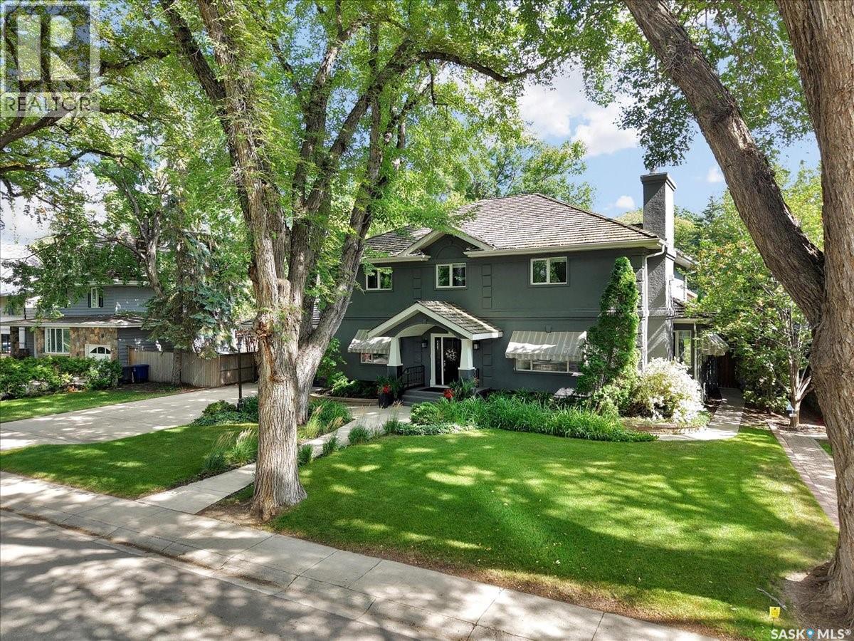 310 Saskatchewan Crescent W, Saskatoon, SK