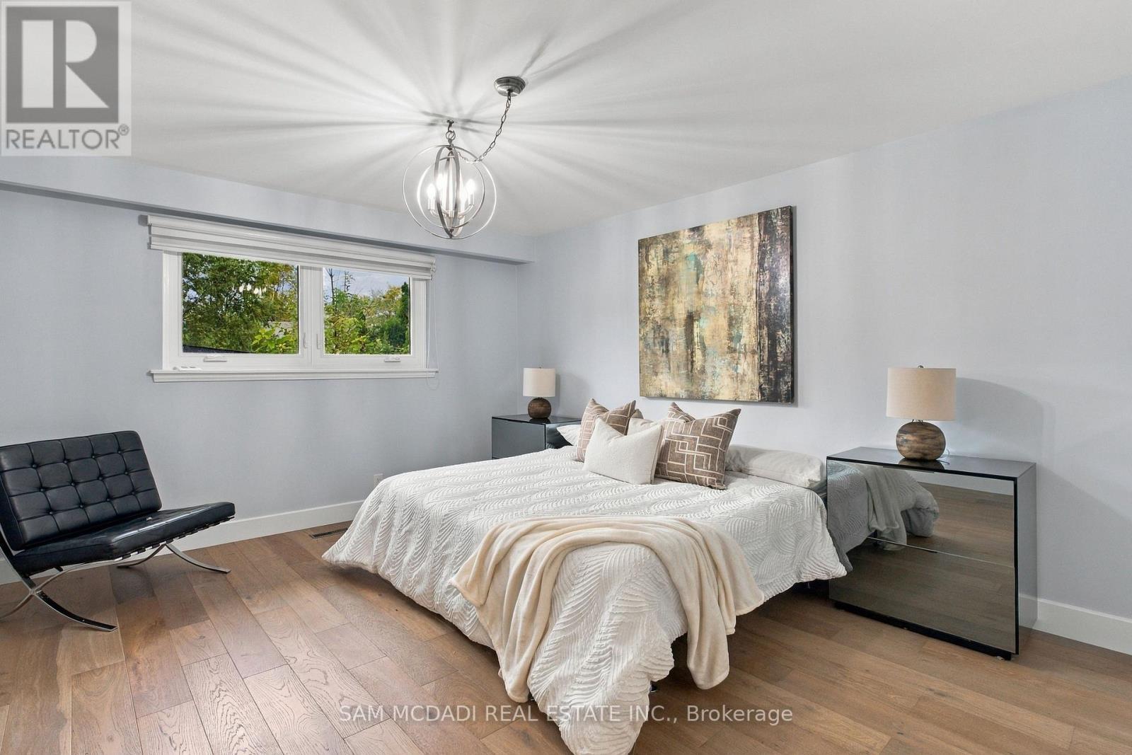 1357 Saginaw Crescent, Mississauga, ON