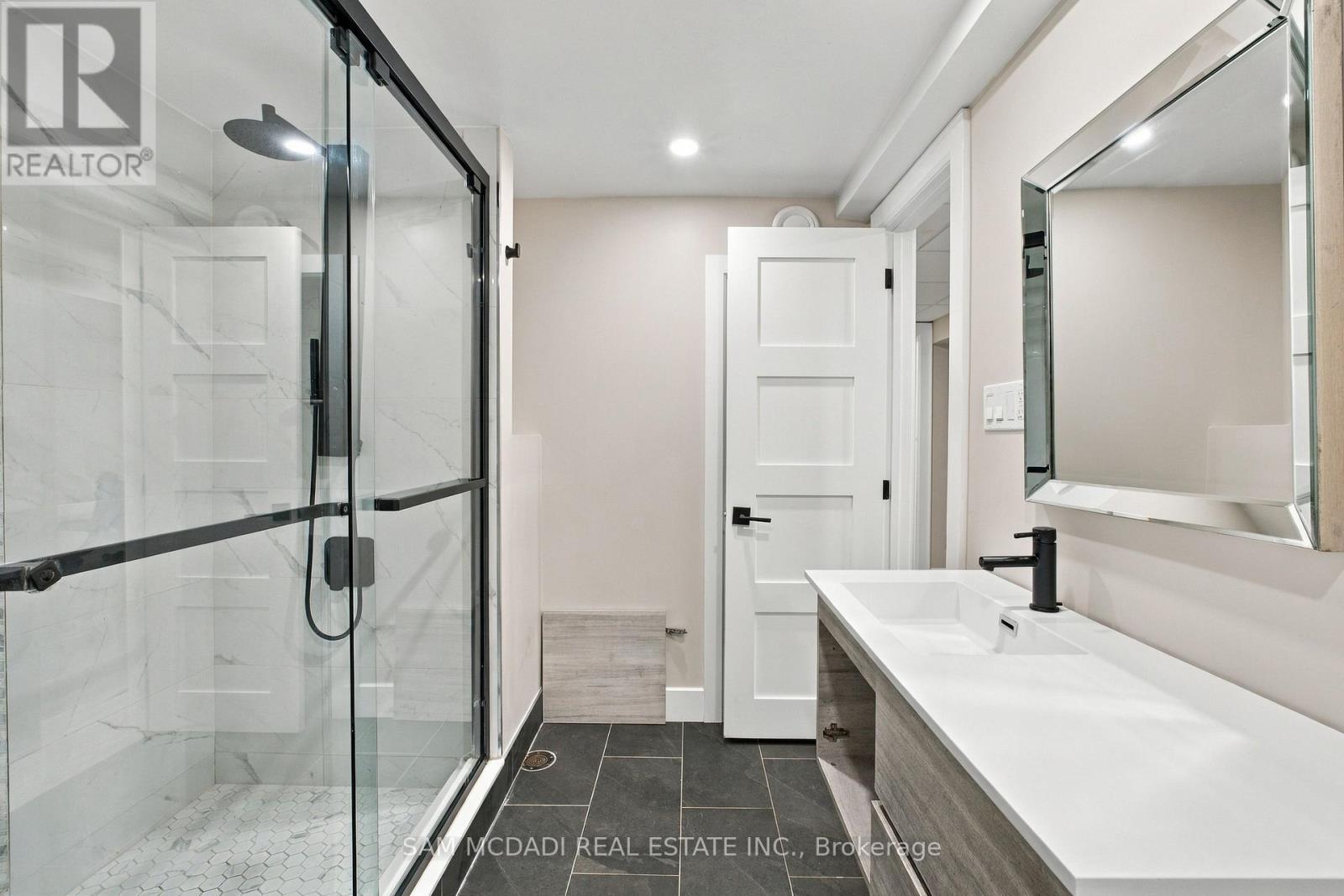 1357 Saginaw Crescent, Mississauga, ON