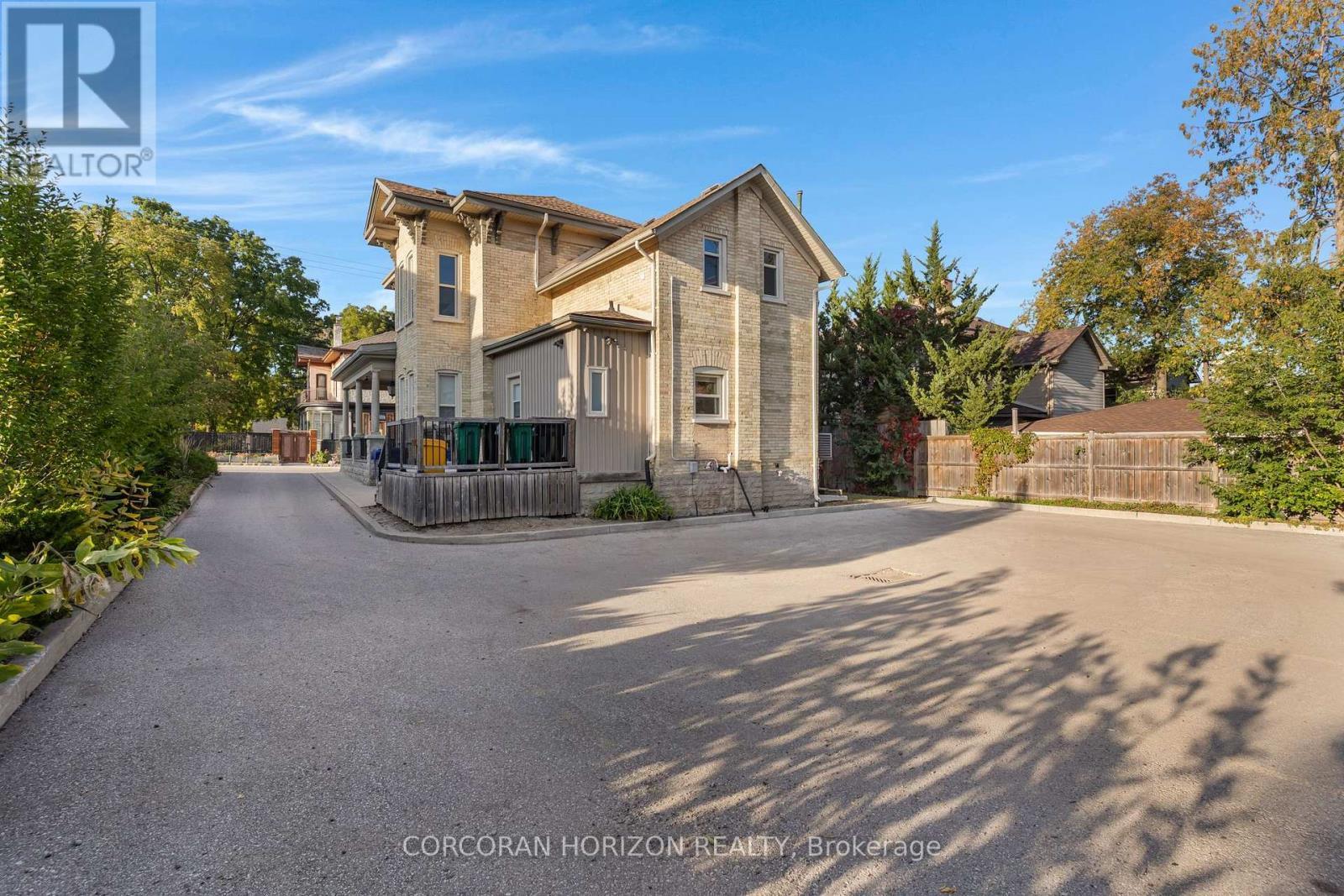 33 Young Street, Waterloo, ON