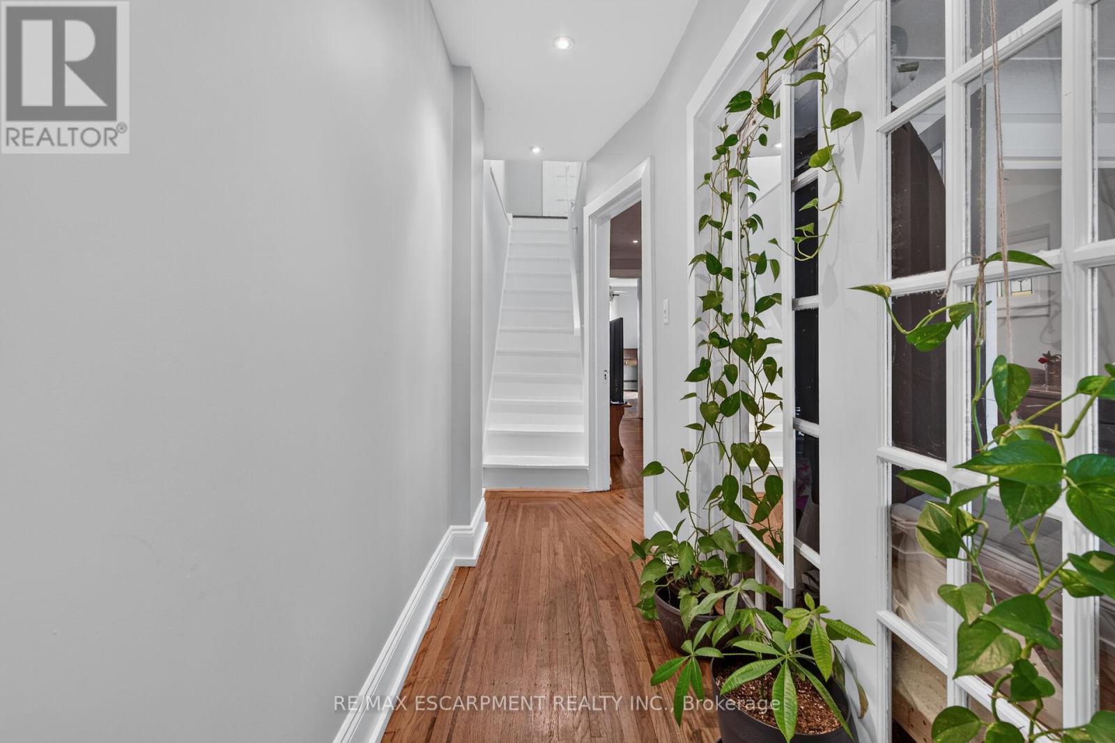 103 Belmont Avenue, Hamilton, ON