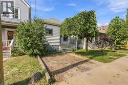 77 PROVINCE Street N  Hamilton, ON L8H 4H5
