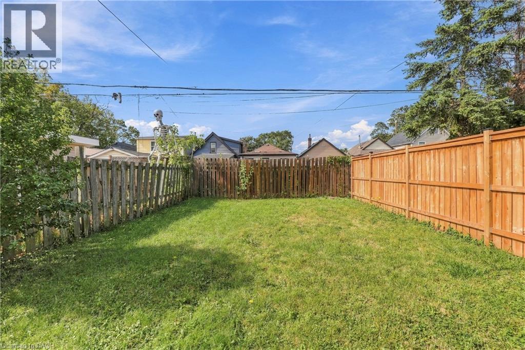 77 Province Street N, Hamilton, ON