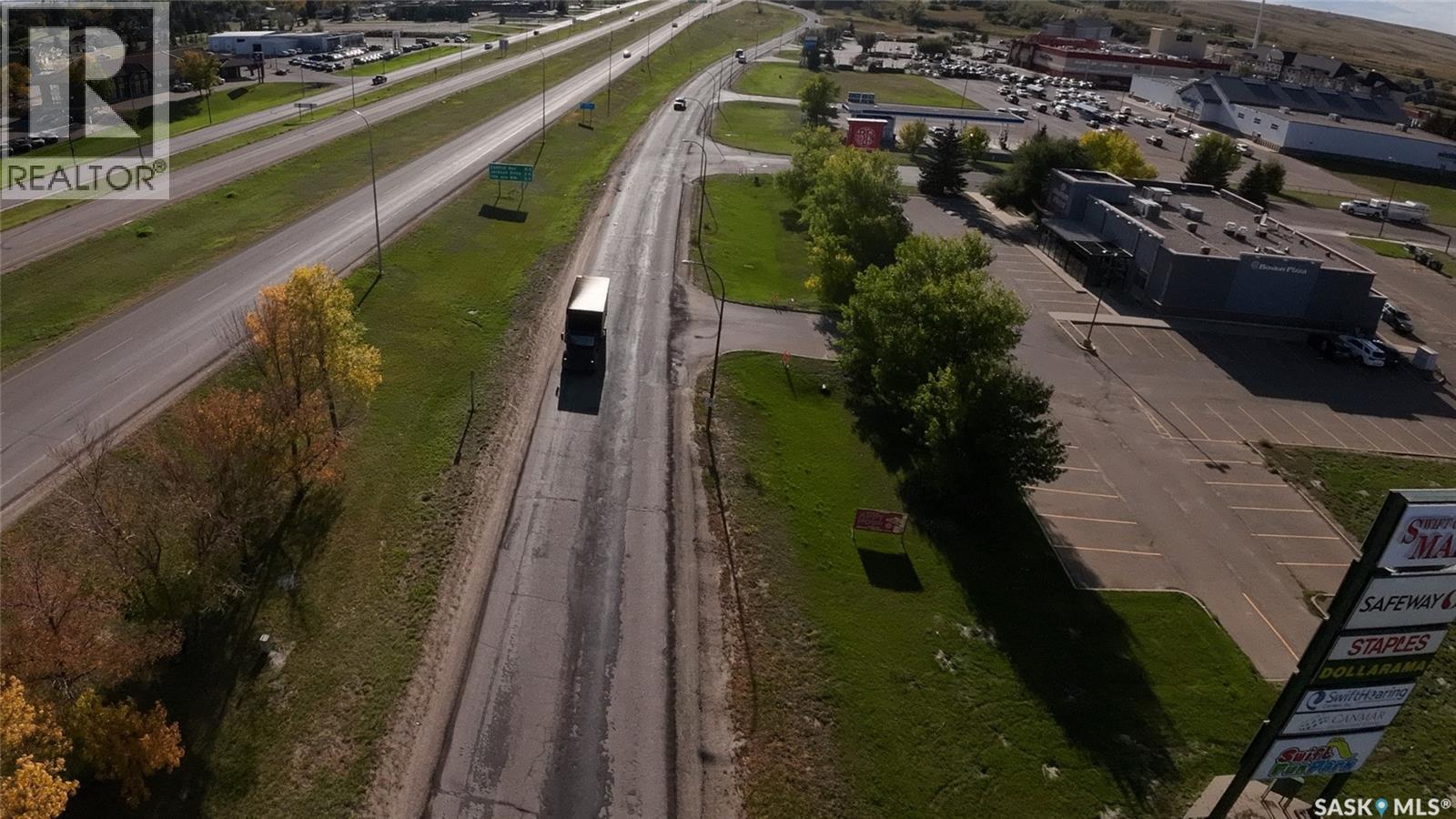 1605 North Service Road E, Swift Current, SK