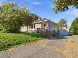 122 Campbell Avenue Windsor, NS B0N 2T0