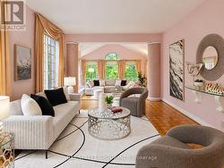 6 HUNT CLUB COURT Markham, ON L3T 7L4