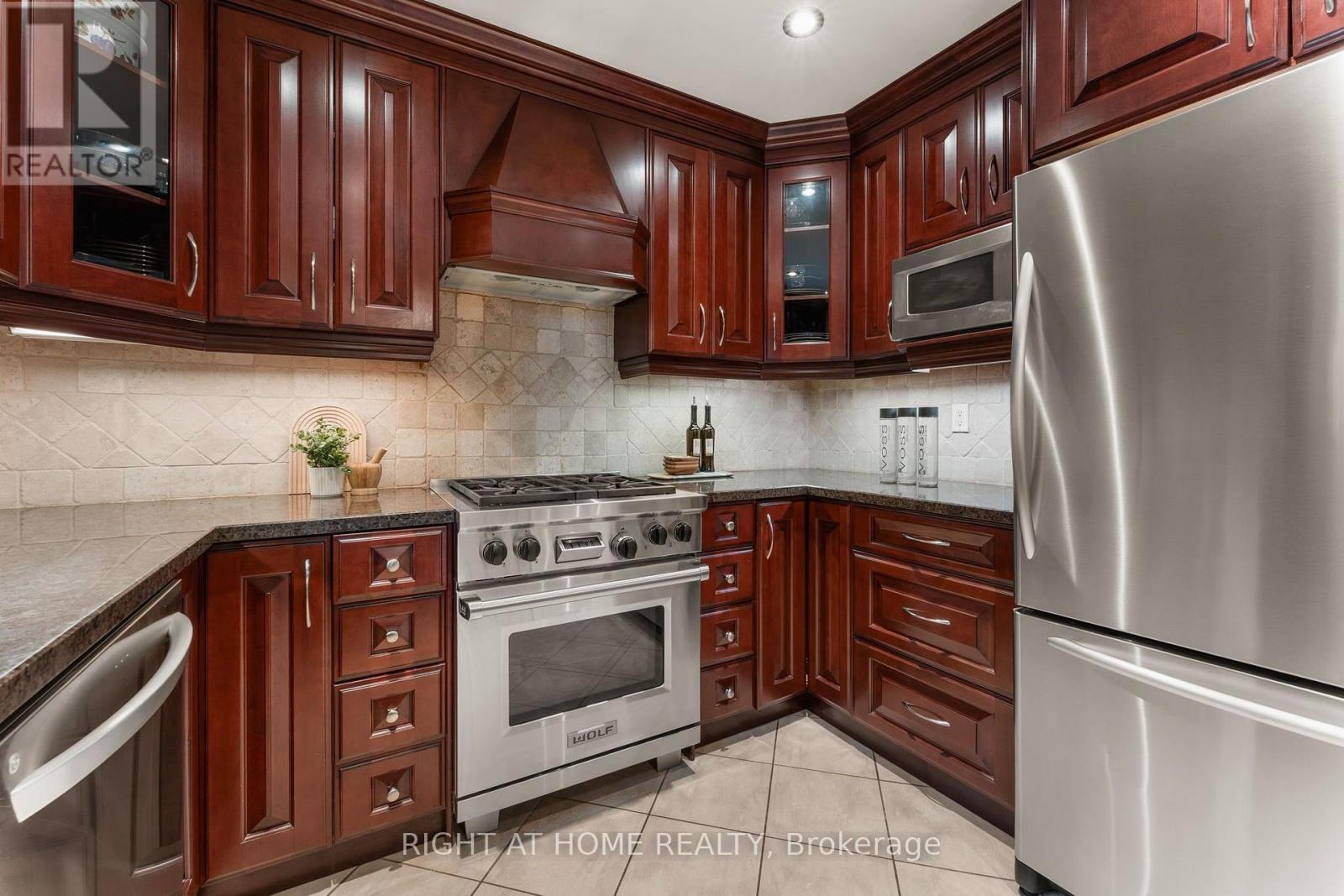 5382 Huntingfield Drive, Mississauga, ON