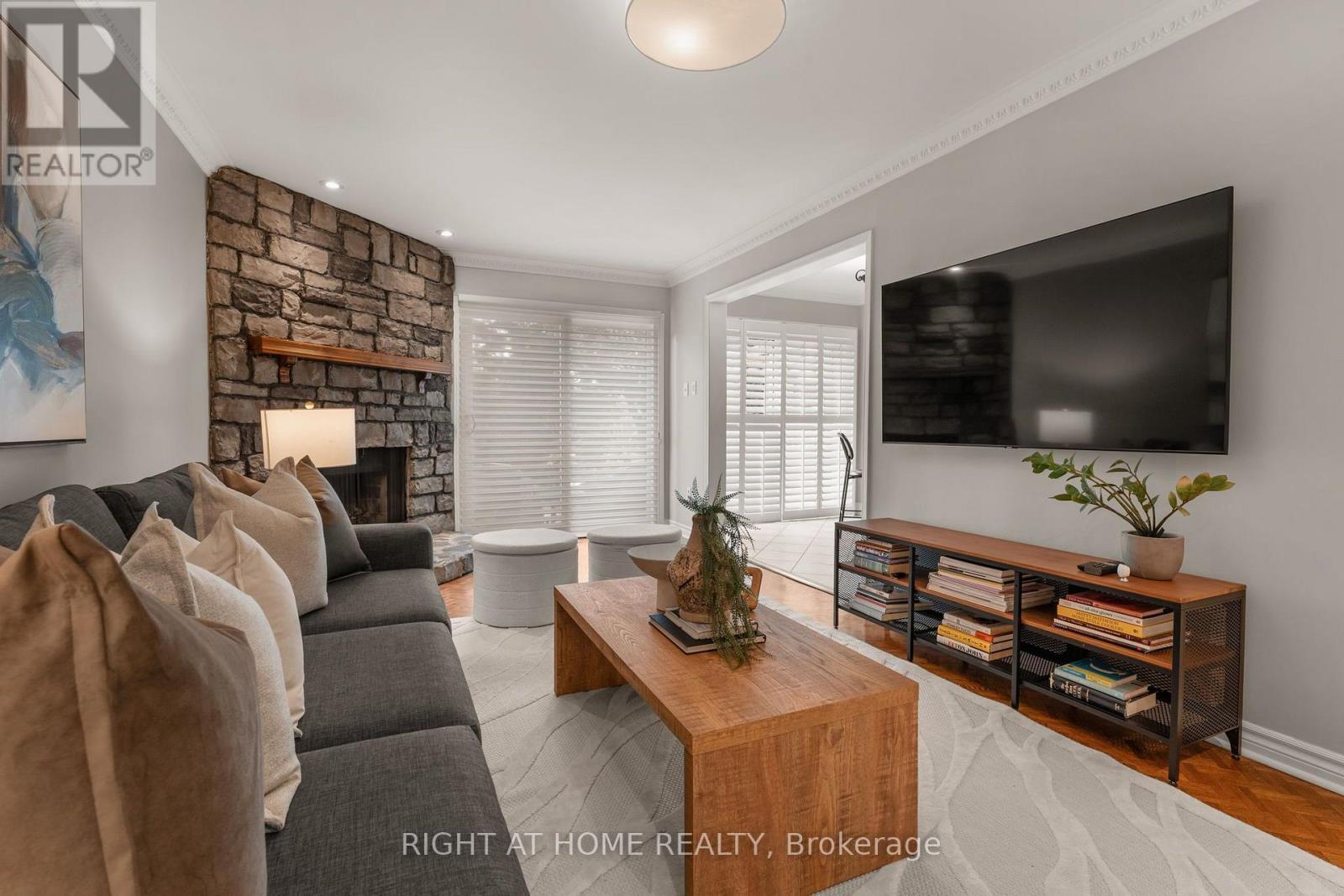 5382 Huntingfield Drive, Mississauga, ON