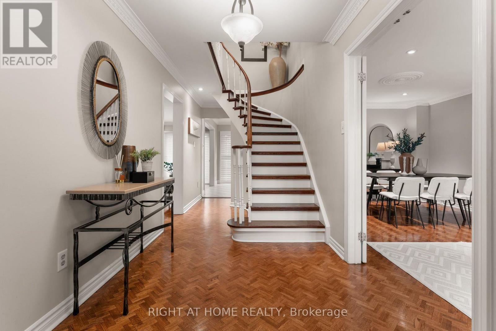 5382 Huntingfield Drive, Mississauga, ON