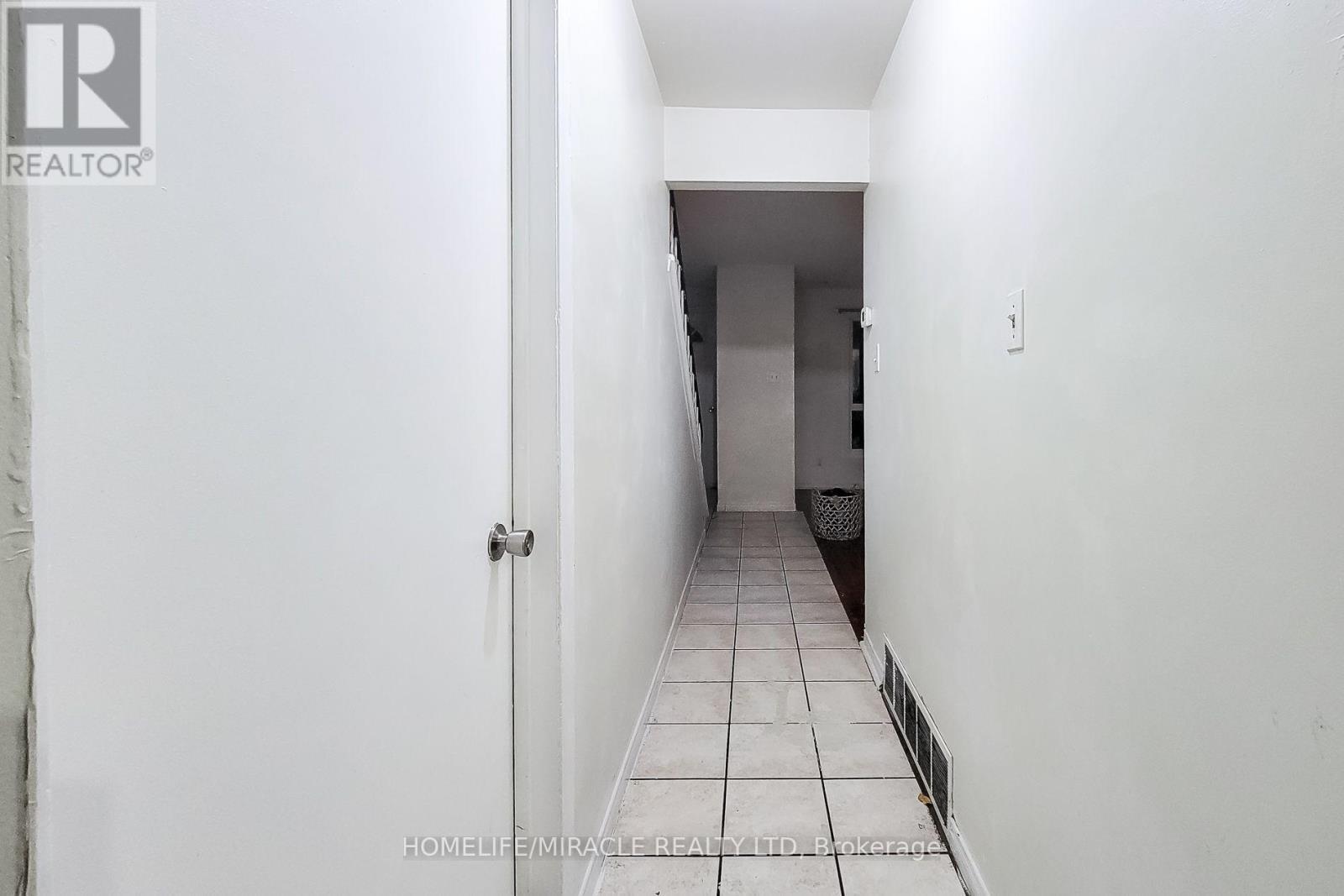 30 Jerome Crescent, Hamilton, ON