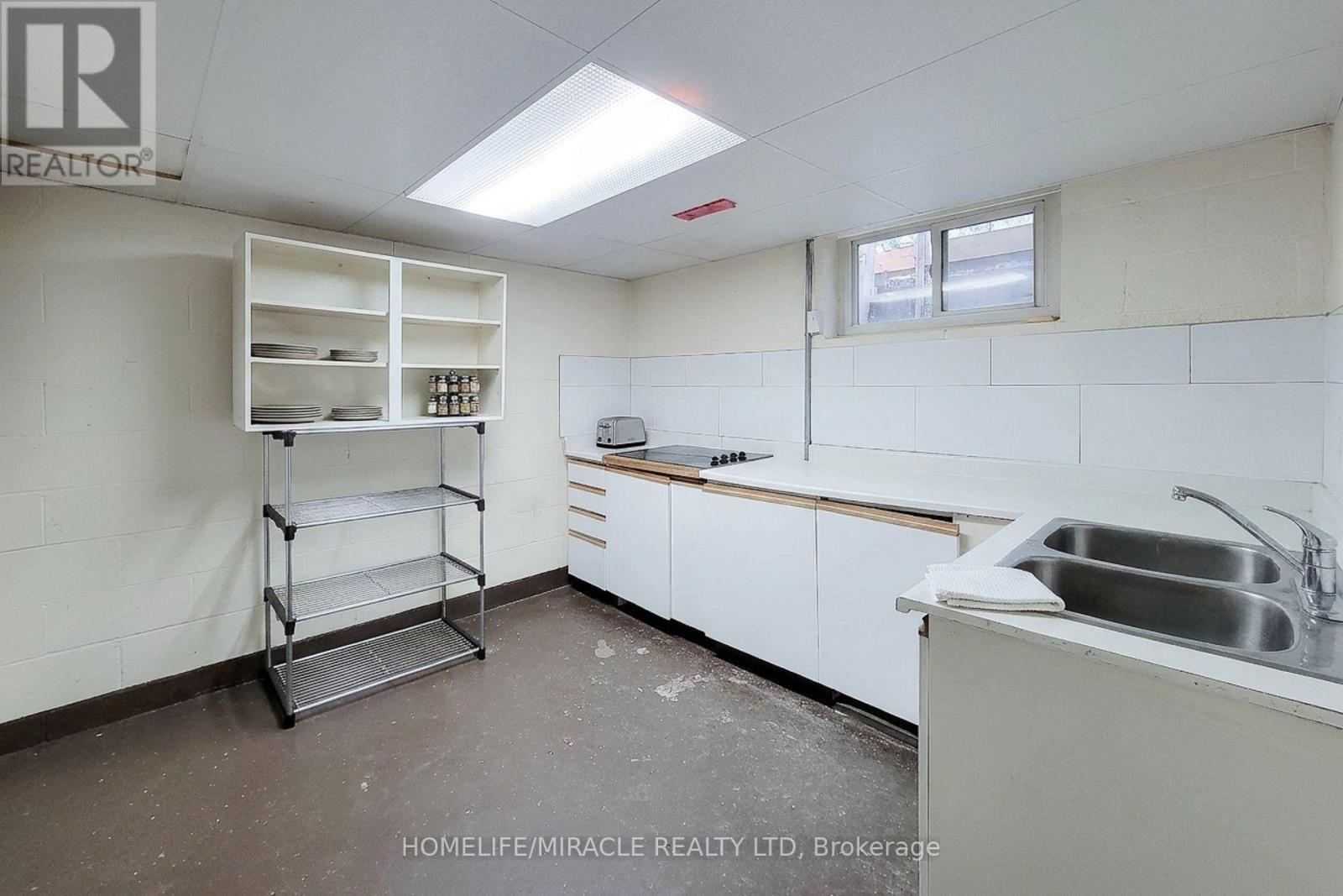 30 Jerome Crescent, Hamilton, ON