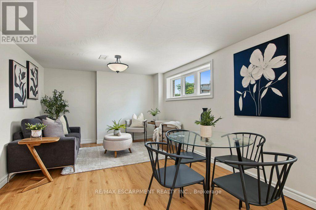 30 Catalina Drive, Hamilton, ON
