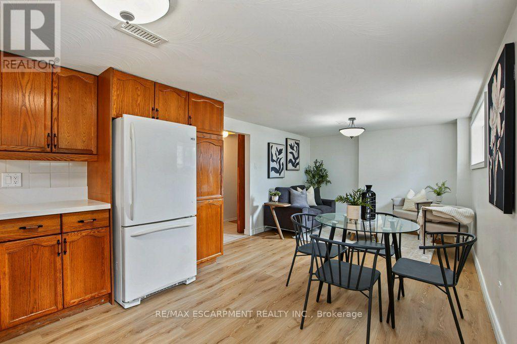 30 Catalina Drive, Hamilton, ON