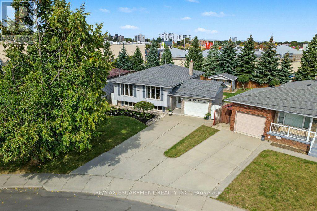 30 Catalina Drive, Hamilton, ON